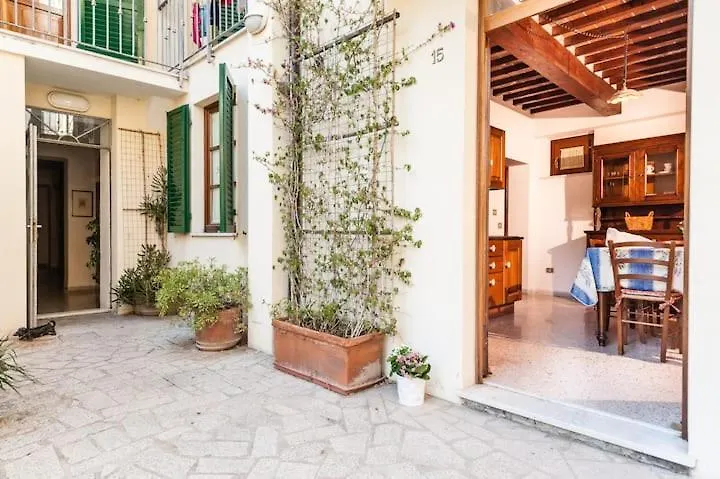 Aparthotel Residence Domus Pisa