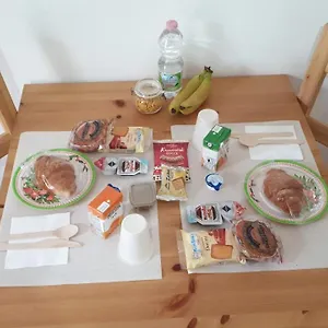 Noemi Nocleg ze śniadaniem